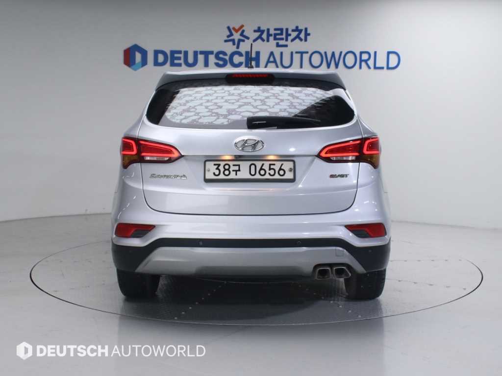 HYUNDAI Santa Fe - Vista 4