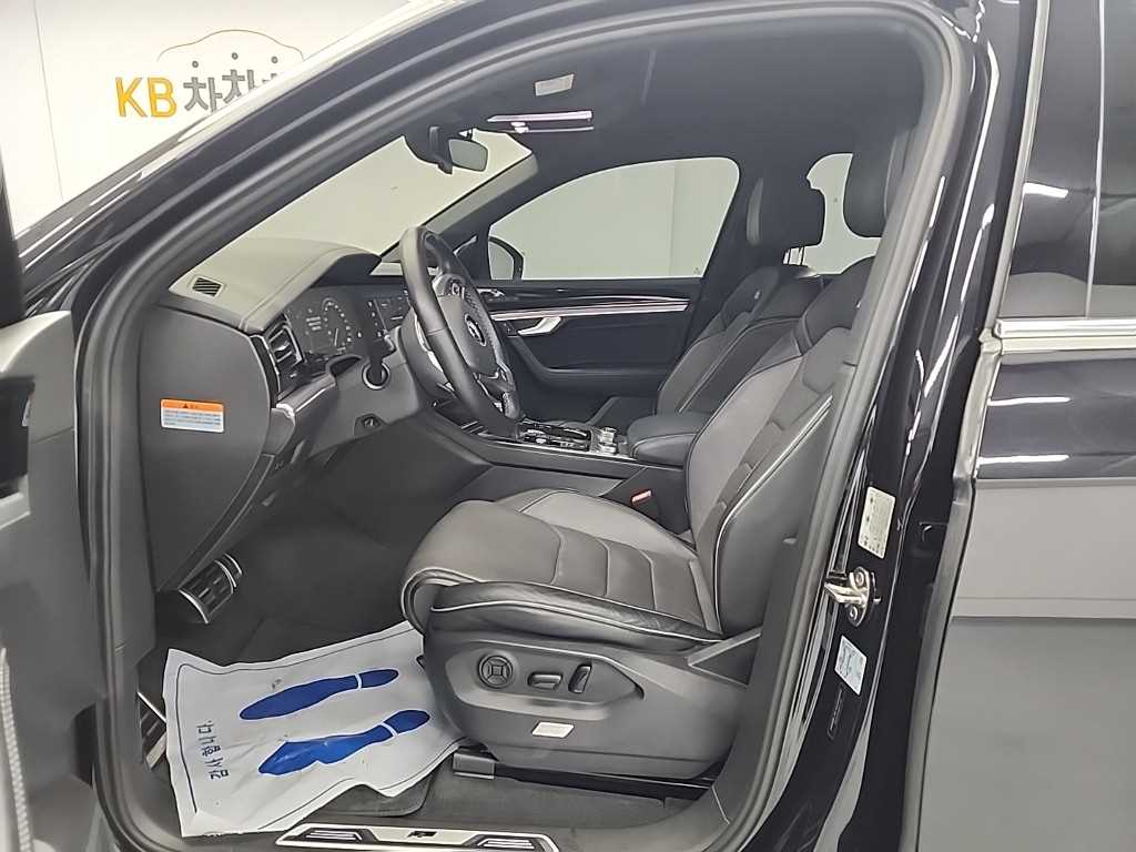 Volkswagen Touareg - Vista 11