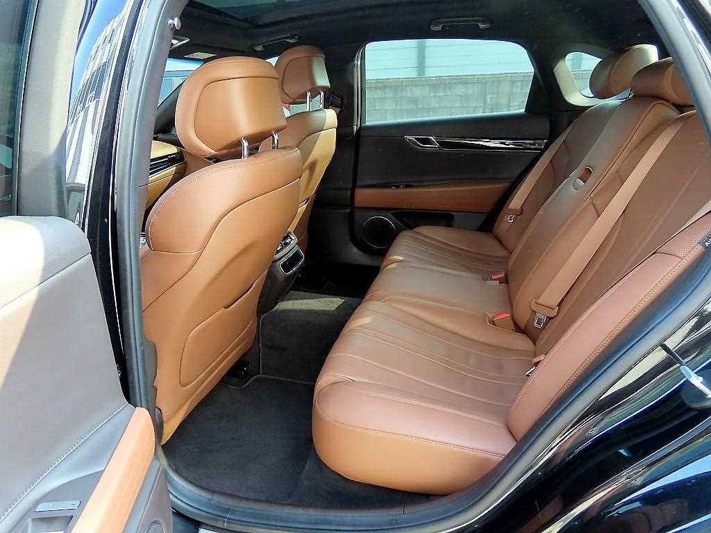 Genesis G80 - Vista 6