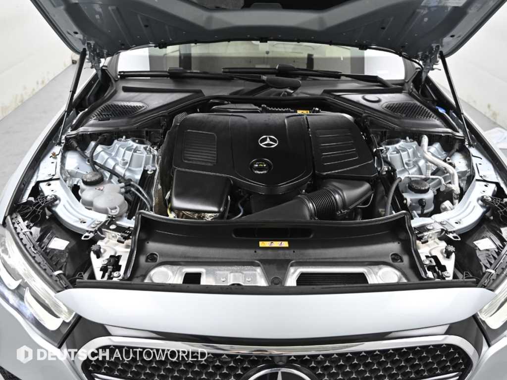 Mercedes Benz E class - Vista 6