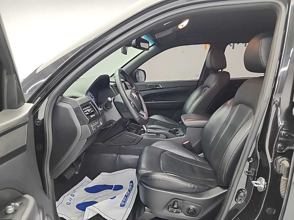 Ssangyong Rexton - Vista 11