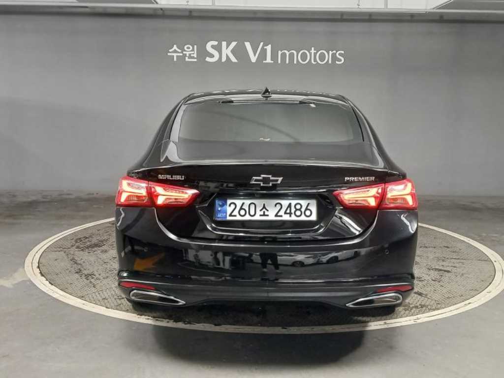 Chevrolet Malibu - Vista 5