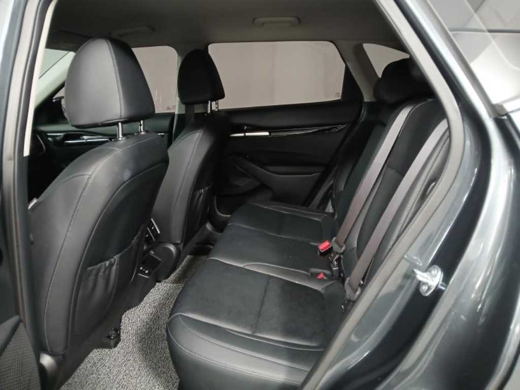 KIA Seltos - Vista 7