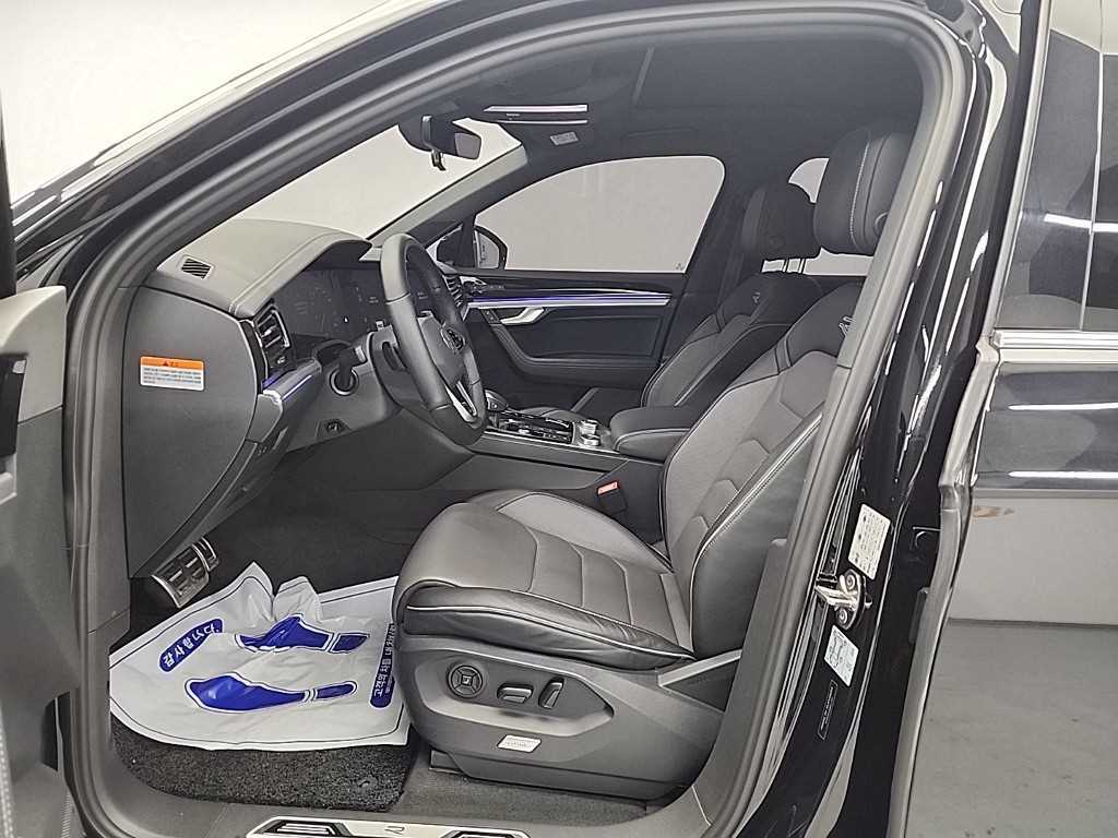 Volkswagen Touareg - Vista 11