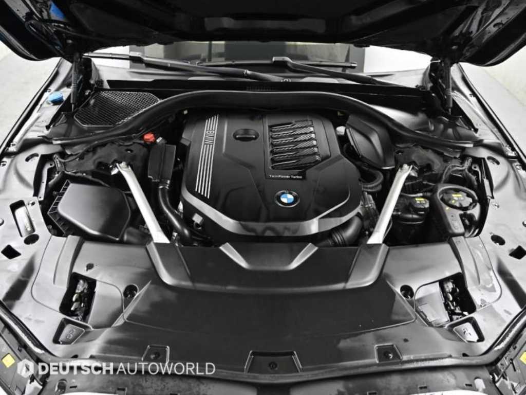 BMW 7 Series - Vista 6