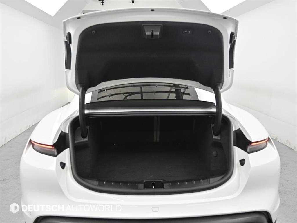 Porsche Taycan 2022 Blanco - Importación desde Corea - HF Imports Iquique - Foto 18