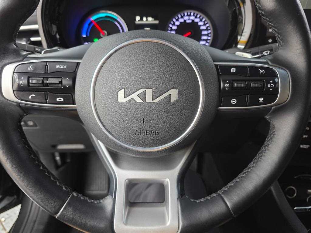 KIA K5 - Vista 11