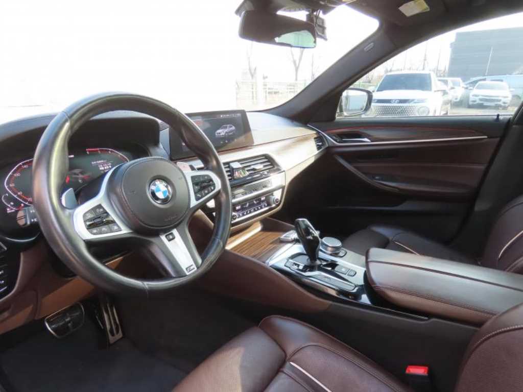 BMW 5 Series - Vista 10