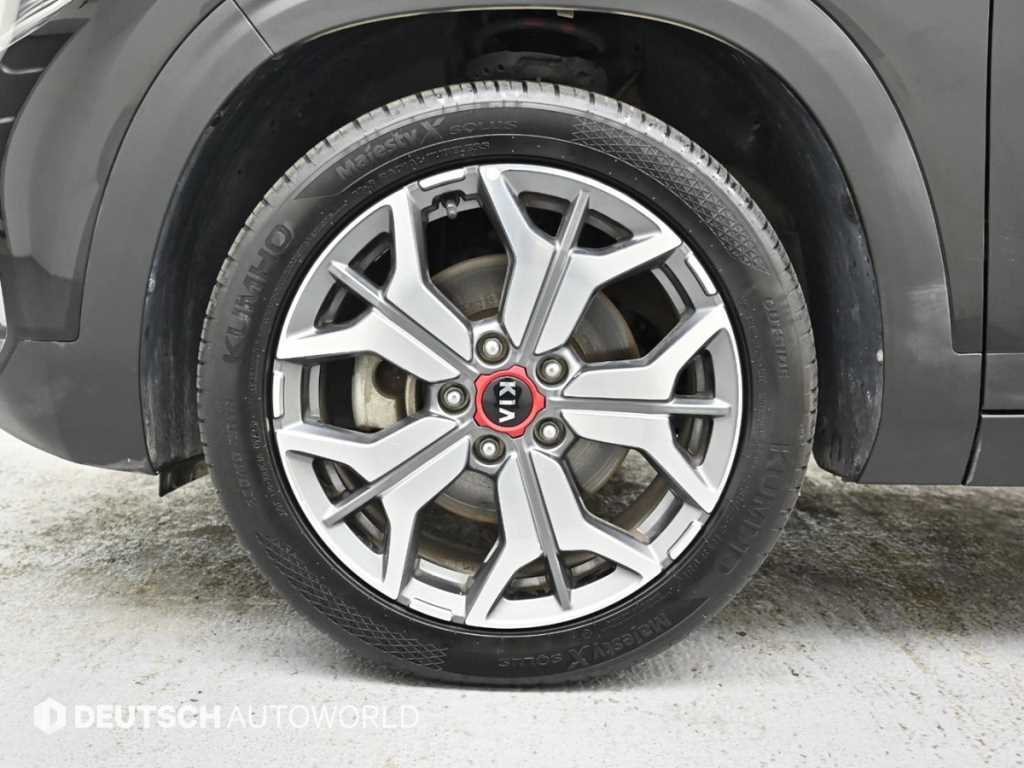 KIA Seltos - Vista 5