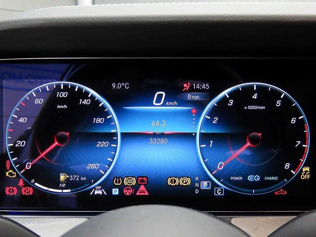 Mercedes Benz E class - Vista 8