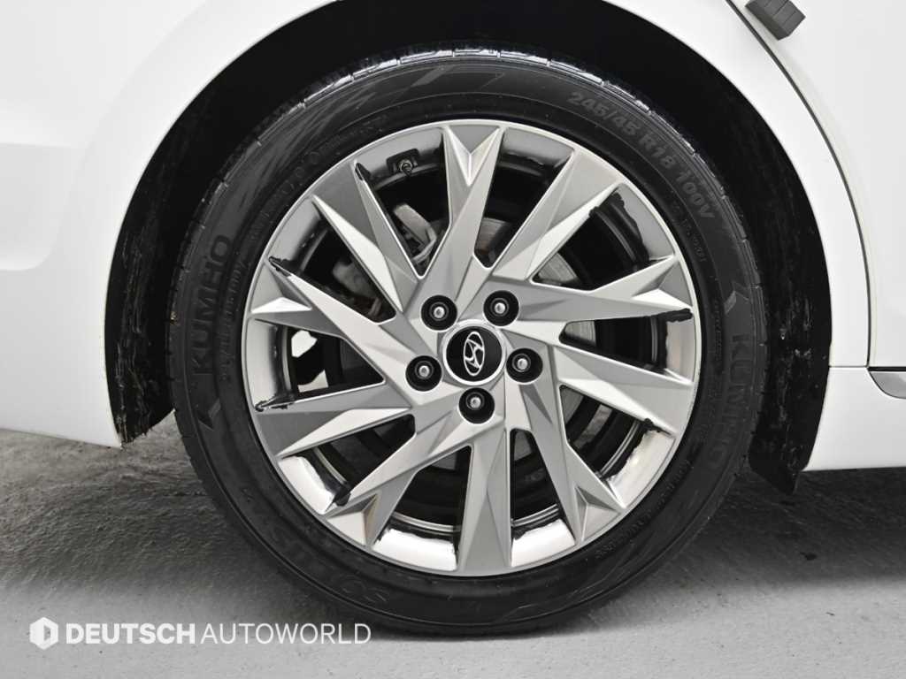 HYUNDAI Grandeur - Vista 5