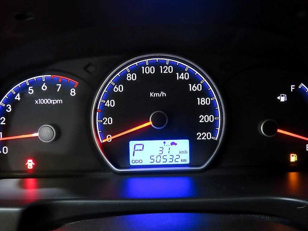 HYUNDAI Avante - Vista 9