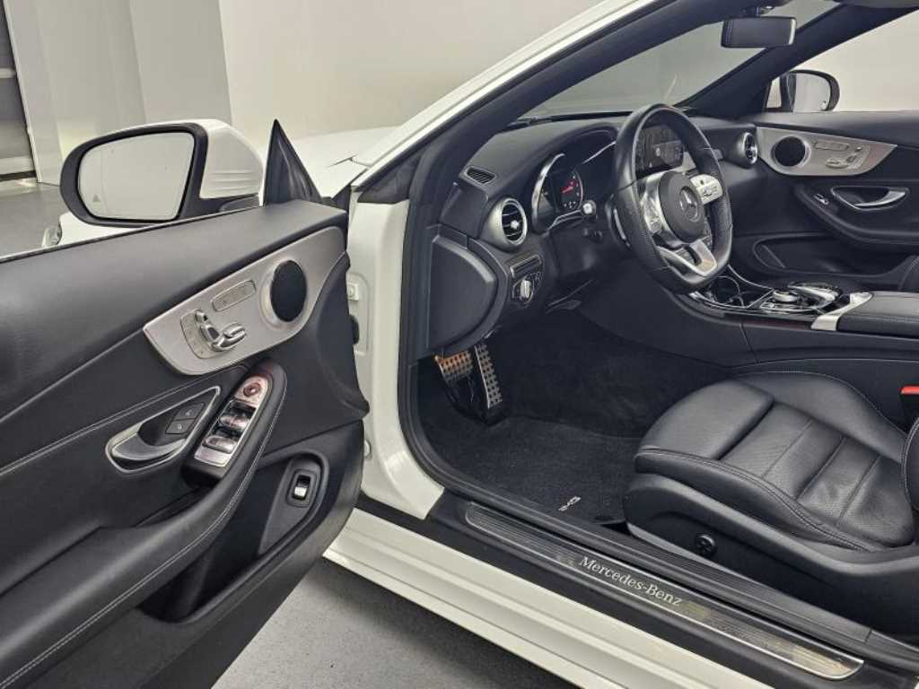 Mercedes Benz C Class - Vista 11