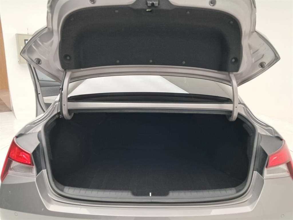 HYUNDAI Avante 2022 Gris - Importación desde Corea - HF Imports Iquique - Foto 17