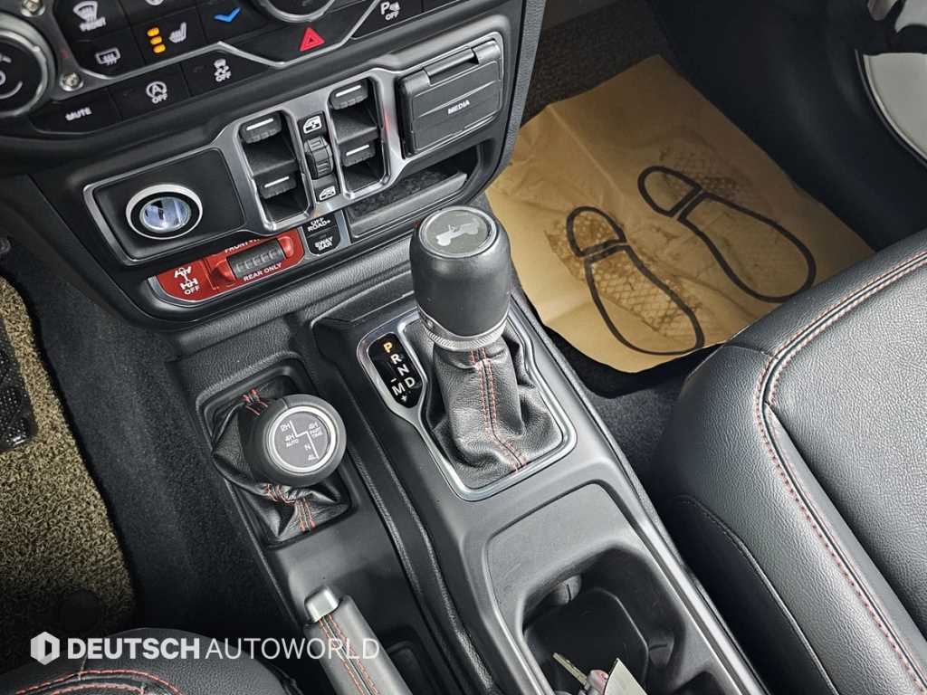 Jeep Wrangler - Vista 9