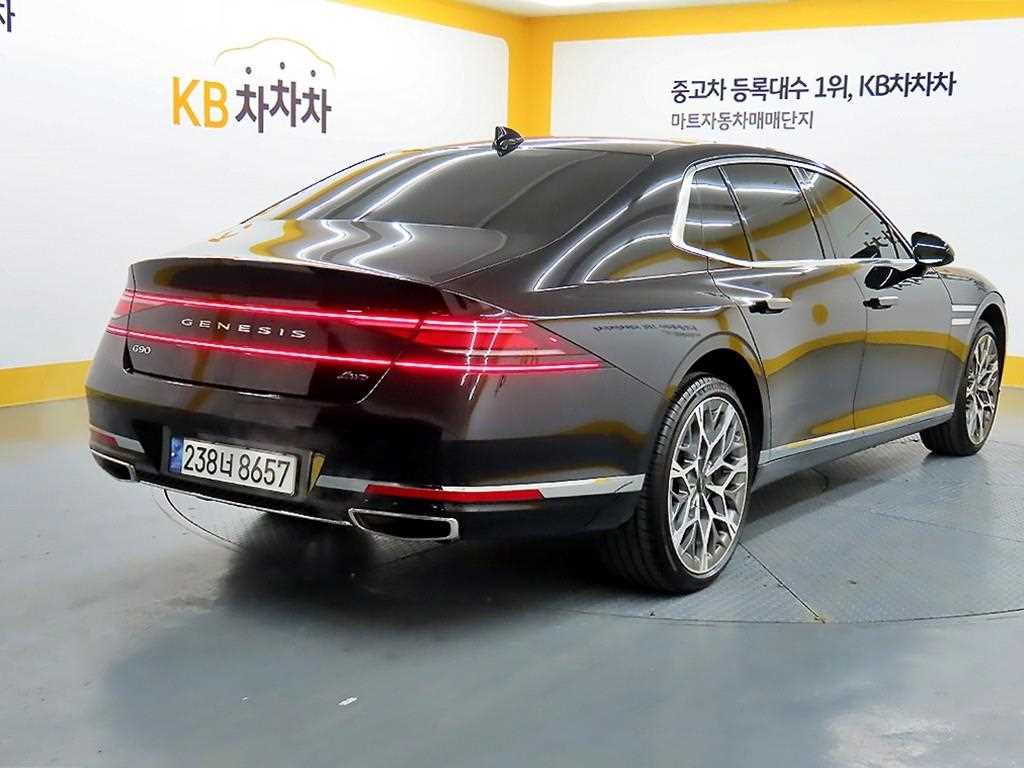 Genesis G90 - Vista 4