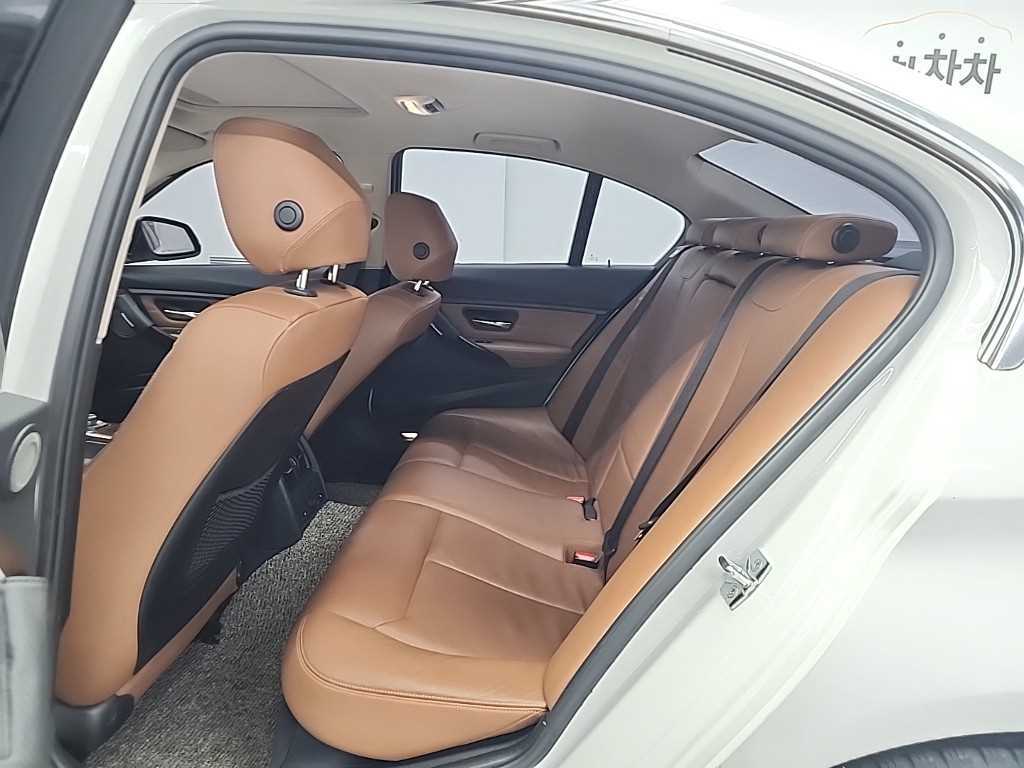 BMW 3 series - Vista 11