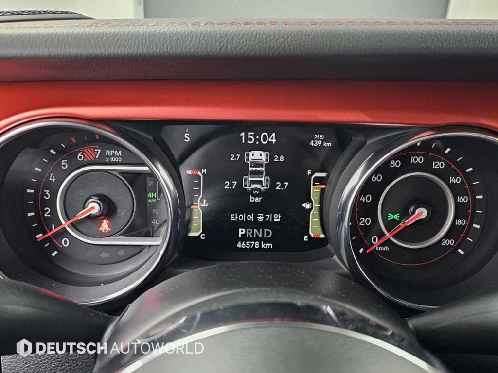 Jeep Wrangler - Vista 8