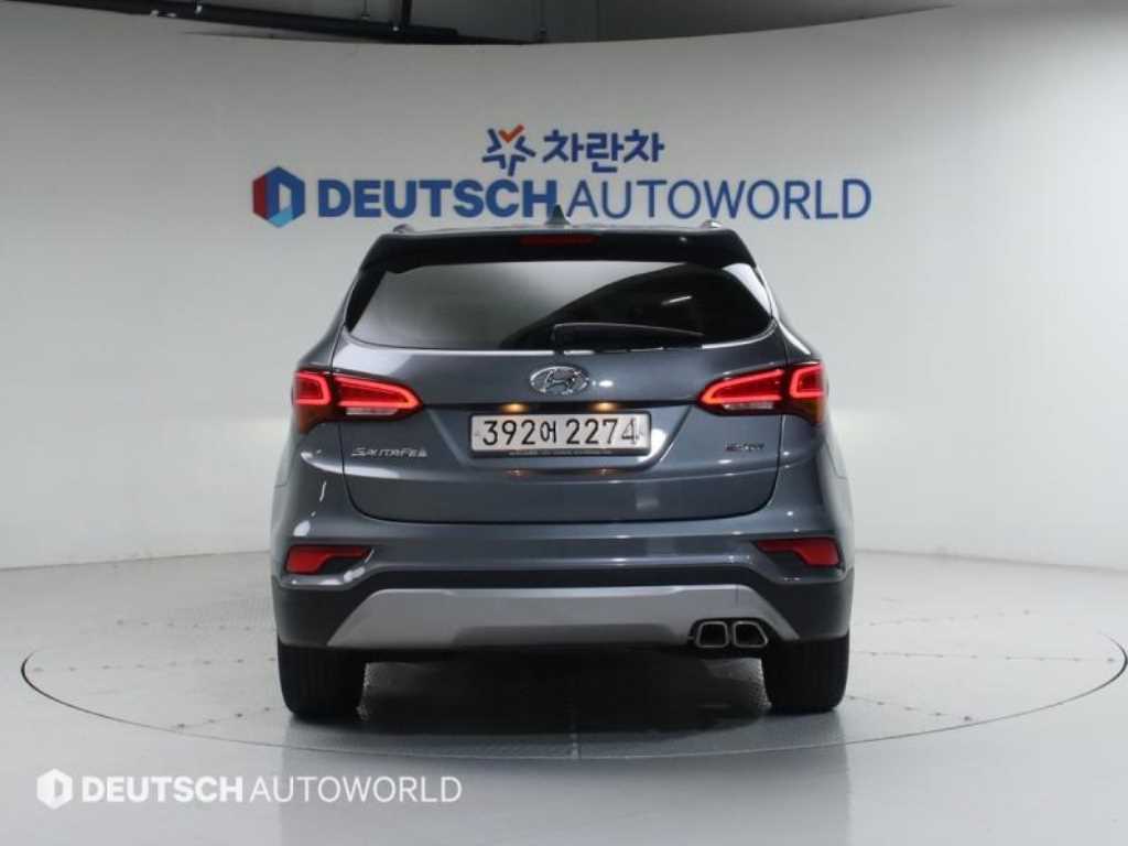 HYUNDAI Santa Fe - Vista 5