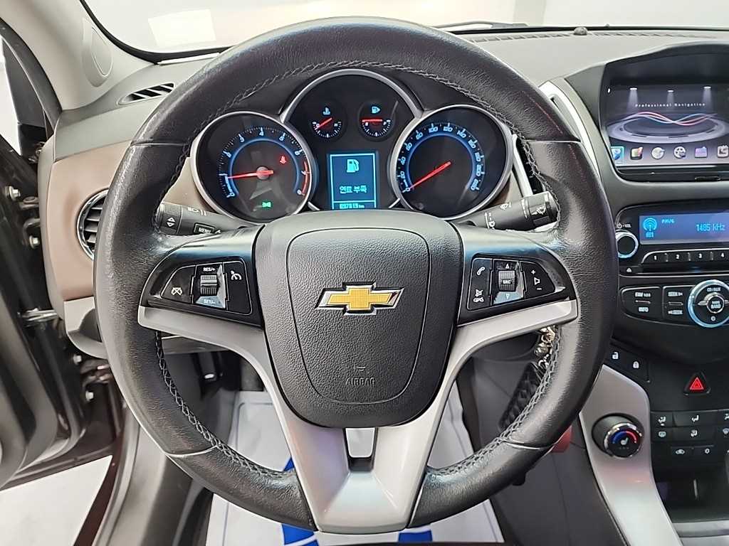 Chevrolet Cruise - Vista 9
