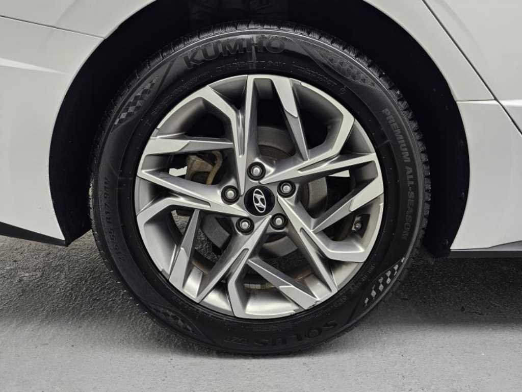 HYUNDAI Sonata - Vista 5