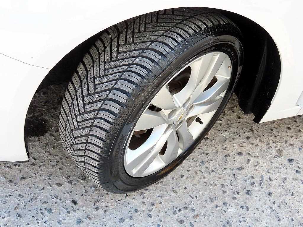 Chevrolet Cruise 2014 Blanco - Importación desde Corea - HF Imports Iquique - Foto 18