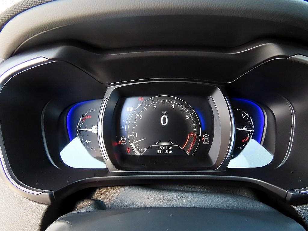 SAMSUNG QM6 - Vista 9