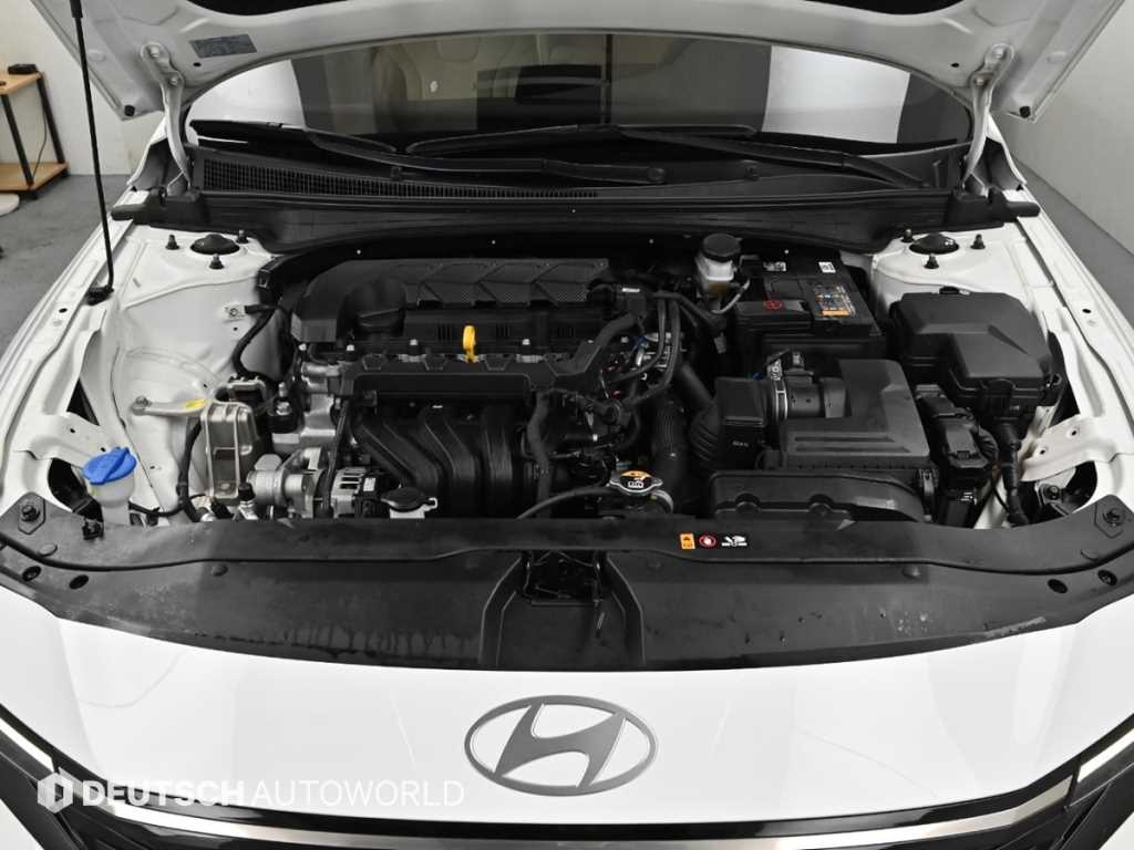 HYUNDAI Avante - Vista 6