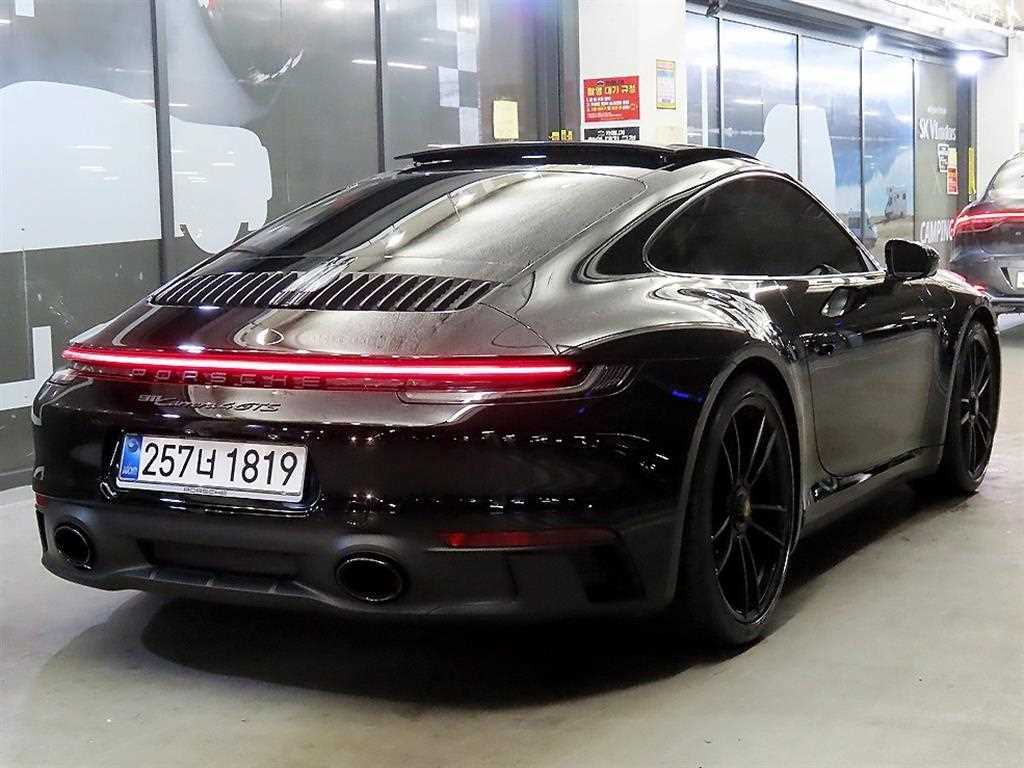 Porsche 911 - Vista 4