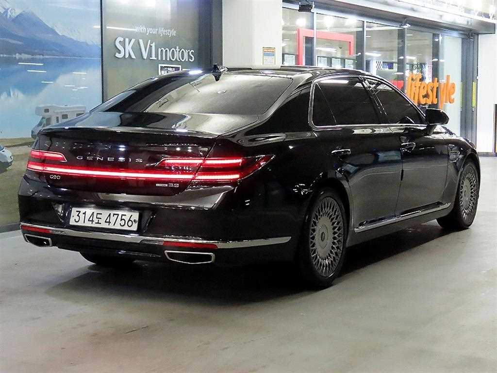 Genesis G90 - Vista 4