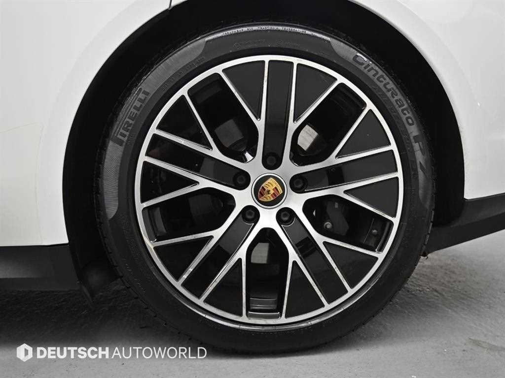 Porsche Taycan - Vista 5