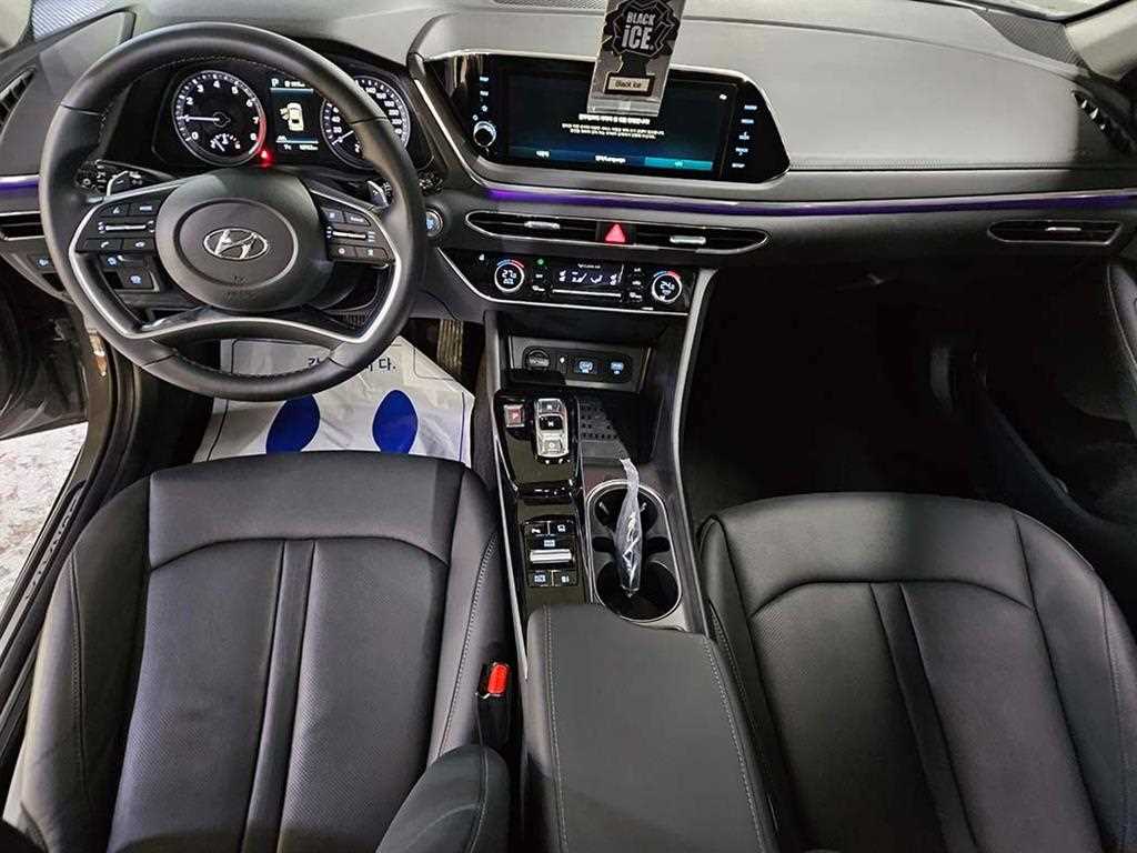 HYUNDAI Sonata - Vista 10