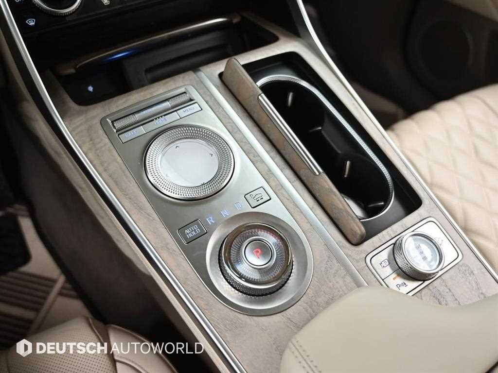 Genesis GV80 - Vista 9