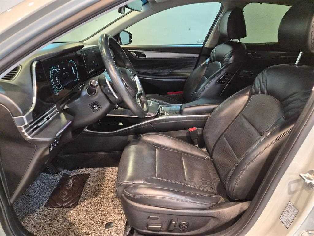 HYUNDAI Grandeur - Vista 12