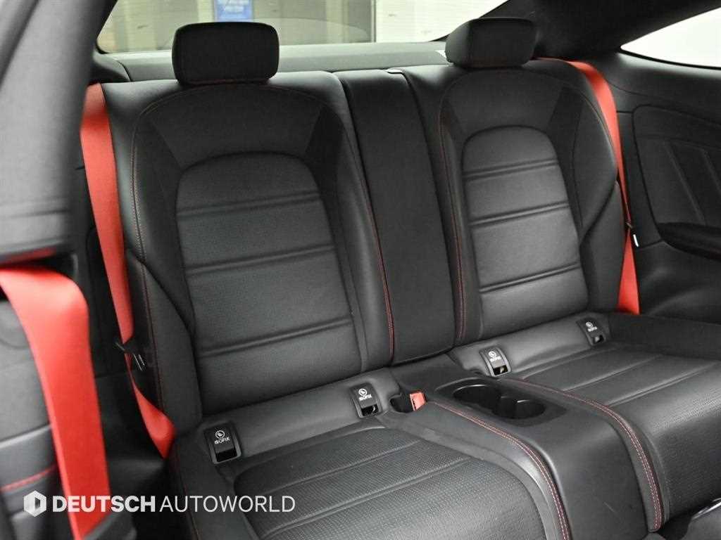 Mercedes Benz C Class - Vista 12