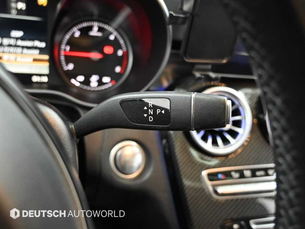 Mercedes Benz C Class - Vista 9