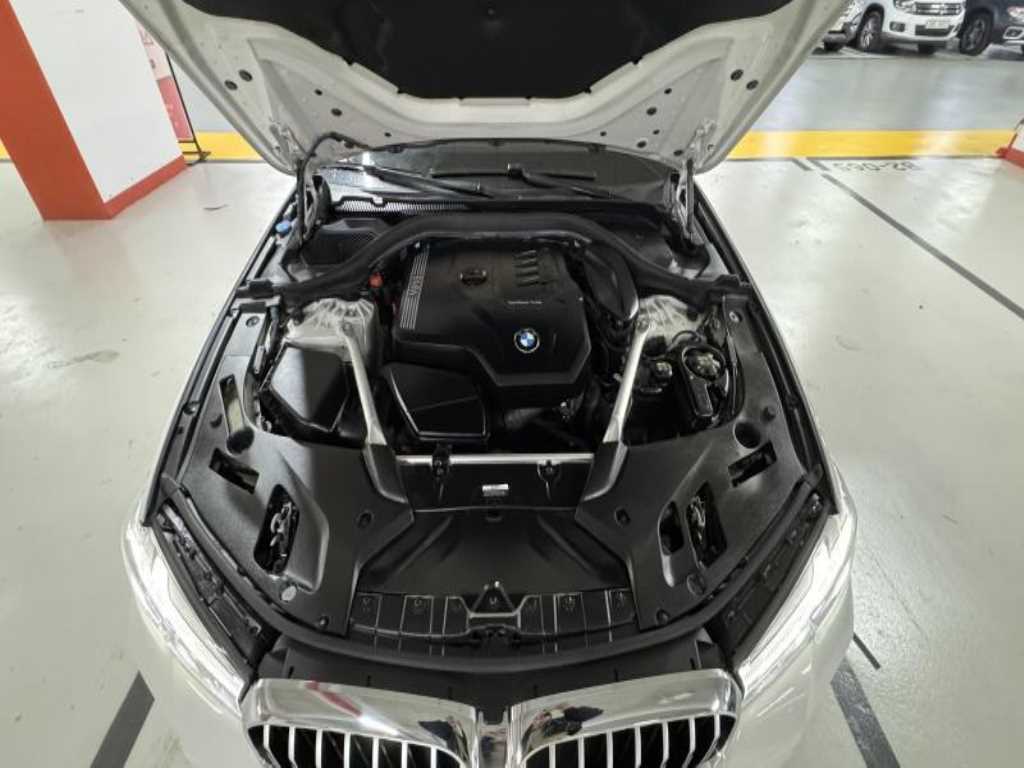 BMW 5 Series 2022 Blanco - Importación desde Corea - HF Imports Iquique - Foto 17