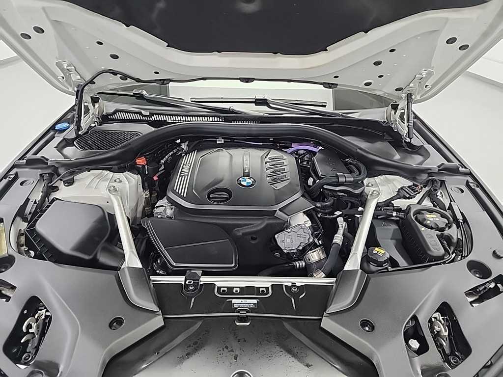 BMW 5 Series - Vista 5