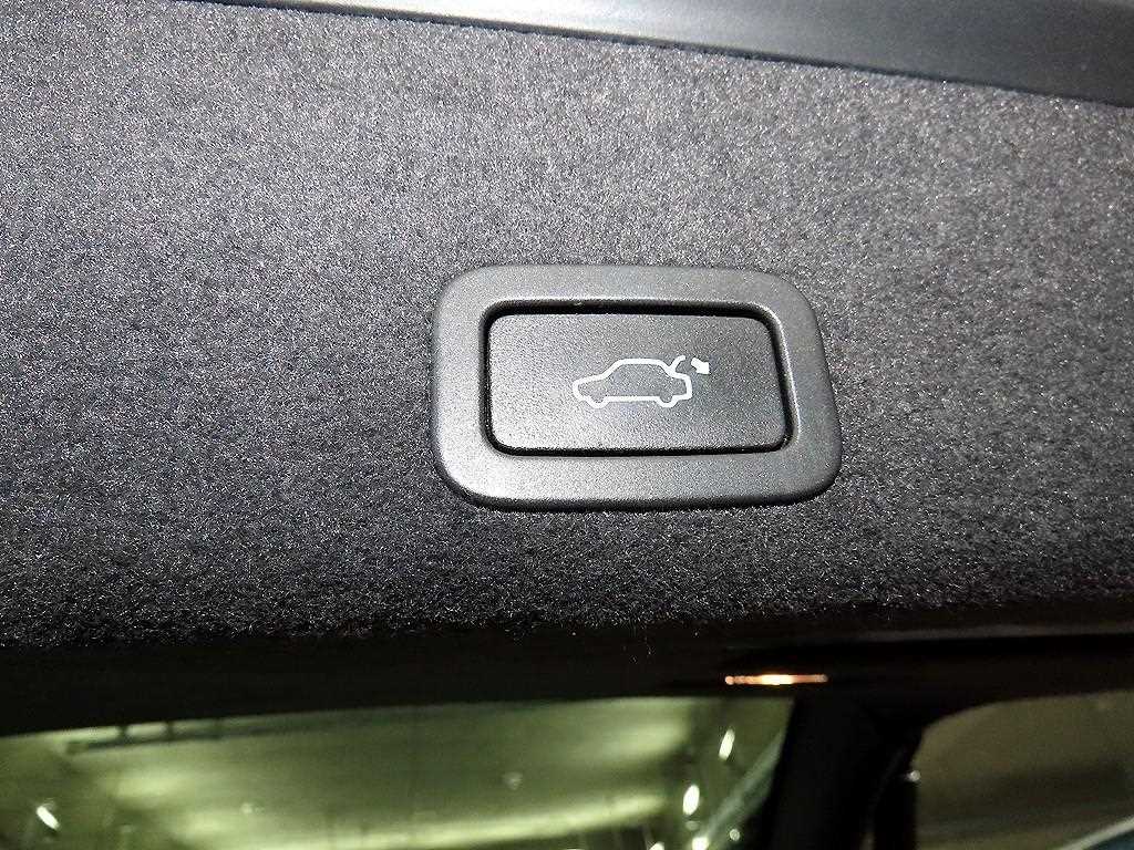 Volvo XC60 2017 Blanco - Importación desde Corea - HF Imports Iquique - Foto 14