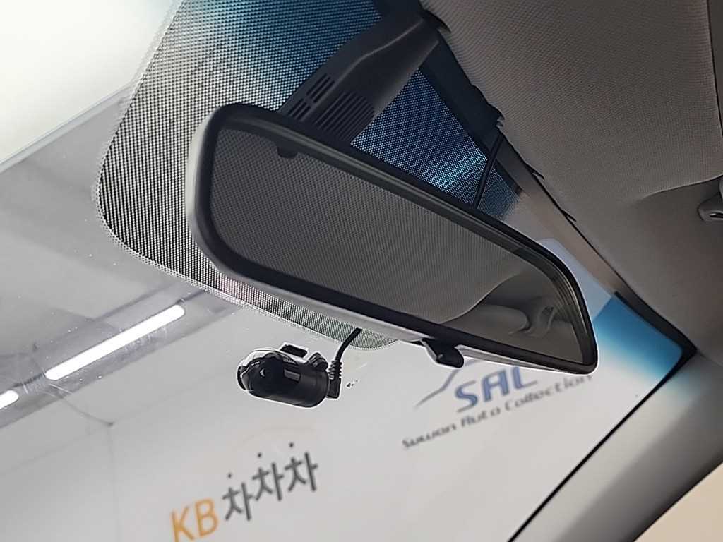 HYUNDAI Avante 2016 Blanco - Importación desde Corea - HF Imports Iquique - Foto 18