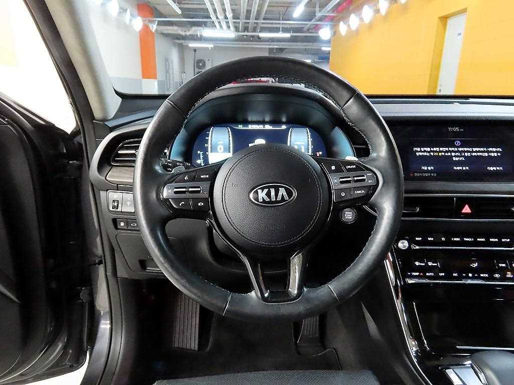 KIA K7 - Vista 6