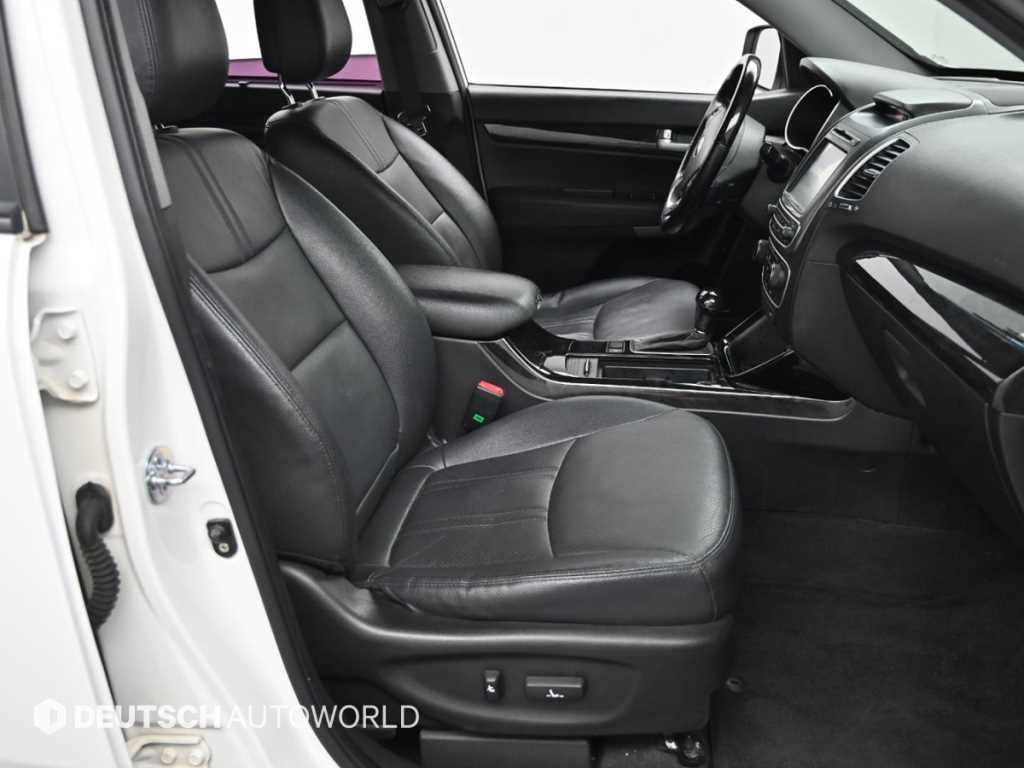 KIA Sorento - Vista 10