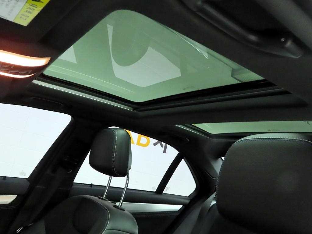 Mercedes Benz C Class 2014 Blanco - Importación desde Corea - HF Imports Iquique - Foto 16