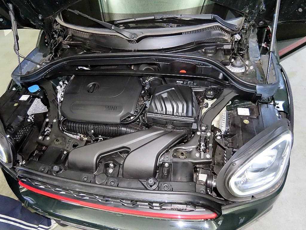 Mini Countryman 2024 Verde - Importación desde Corea - HF Imports Iquique - Foto 19