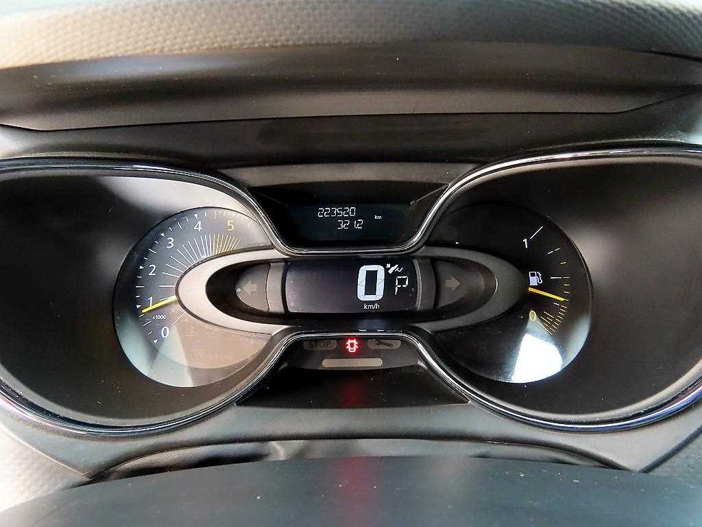 SAMSUNG QM3 - Vista 9