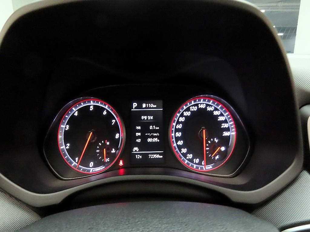 HYUNDAI Veloster - Vista 6