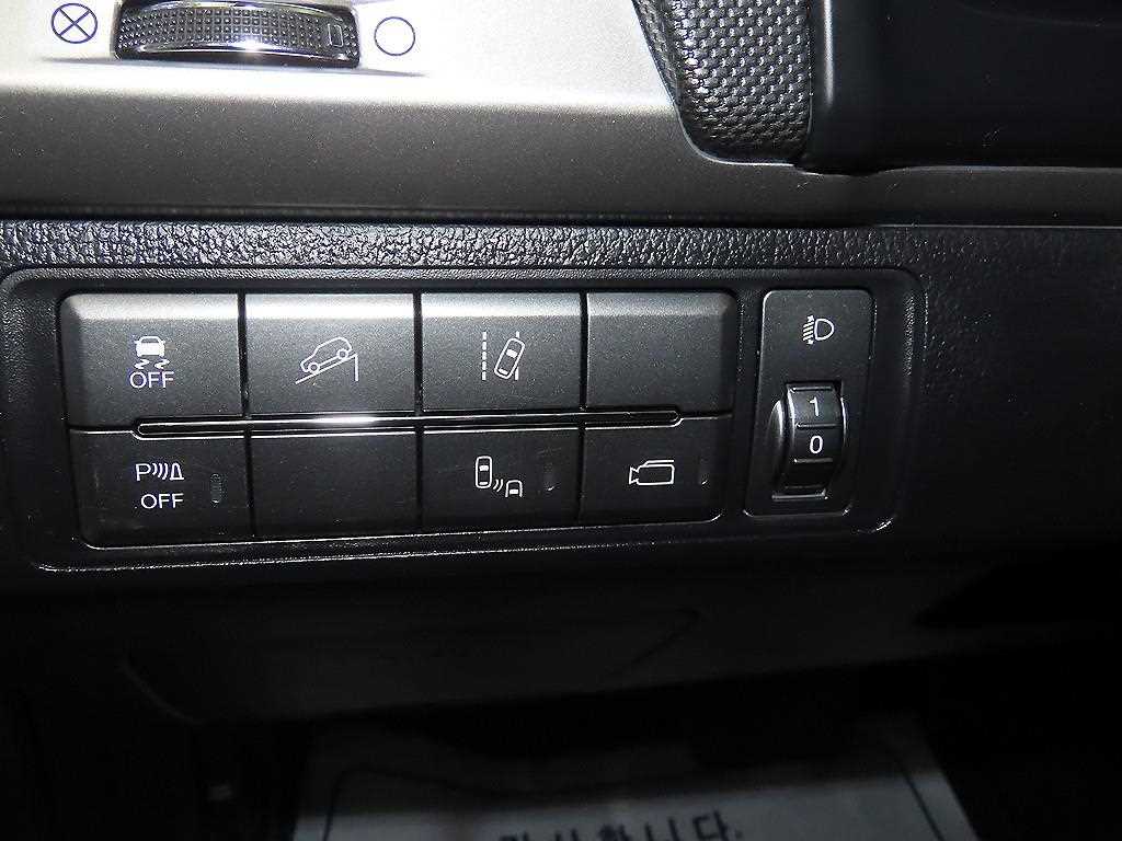 Ssangyong Rexton 2019 Gris - Importación desde Corea - HF Imports Iquique - Foto 13