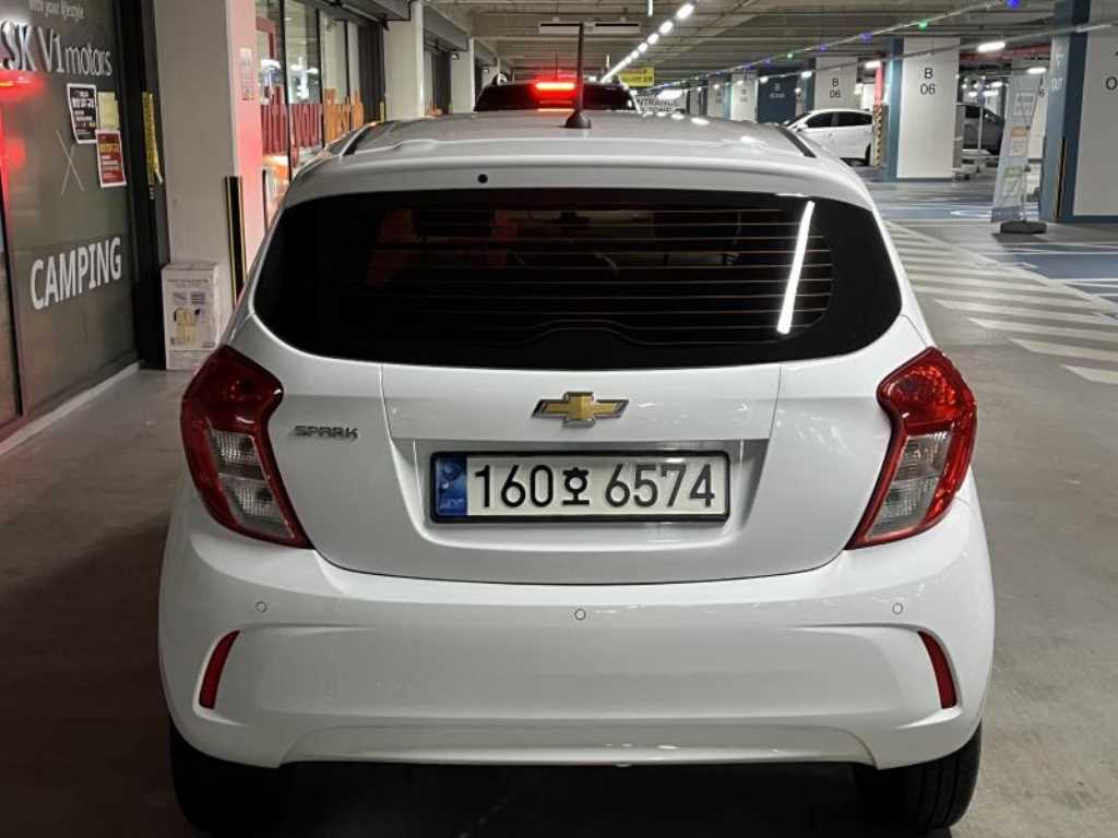 Chevrolet Spark - Vista 5