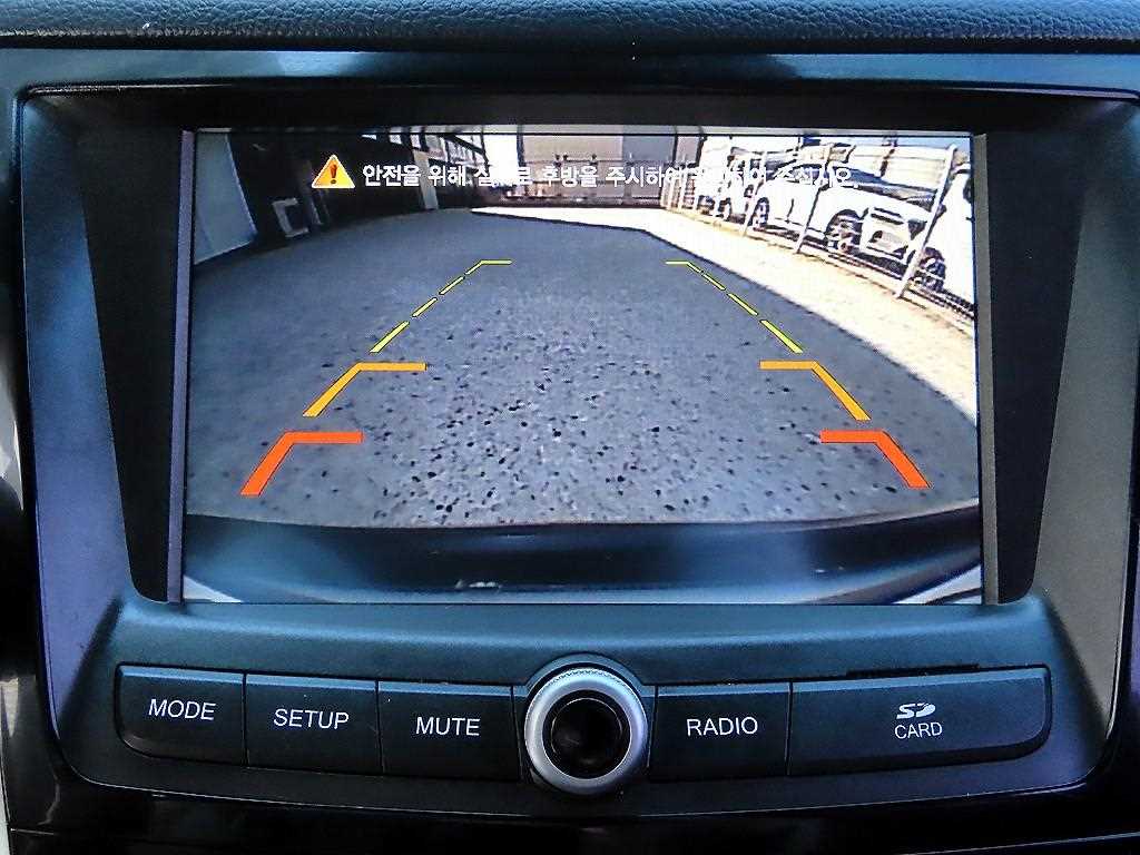 Ssangyong Tivoli 2016 Blanco - Importación desde Corea - HF Imports Iquique - Foto 15