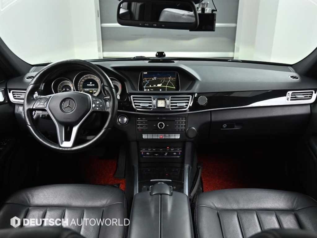 Mercedes Benz E class - Vista 7